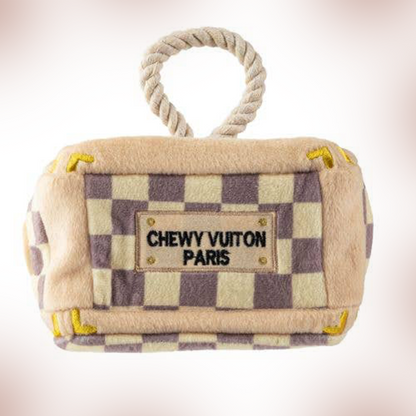 Chewy V Checker Trunk